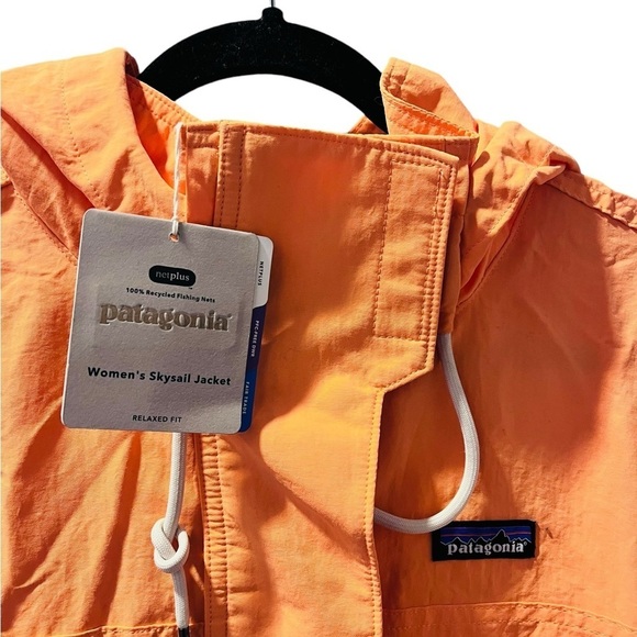 Patagonia NWT Skysail Orange Relaxed Fit Full Zip Lined Jacket Women's Size XL - Picture 2 of 8